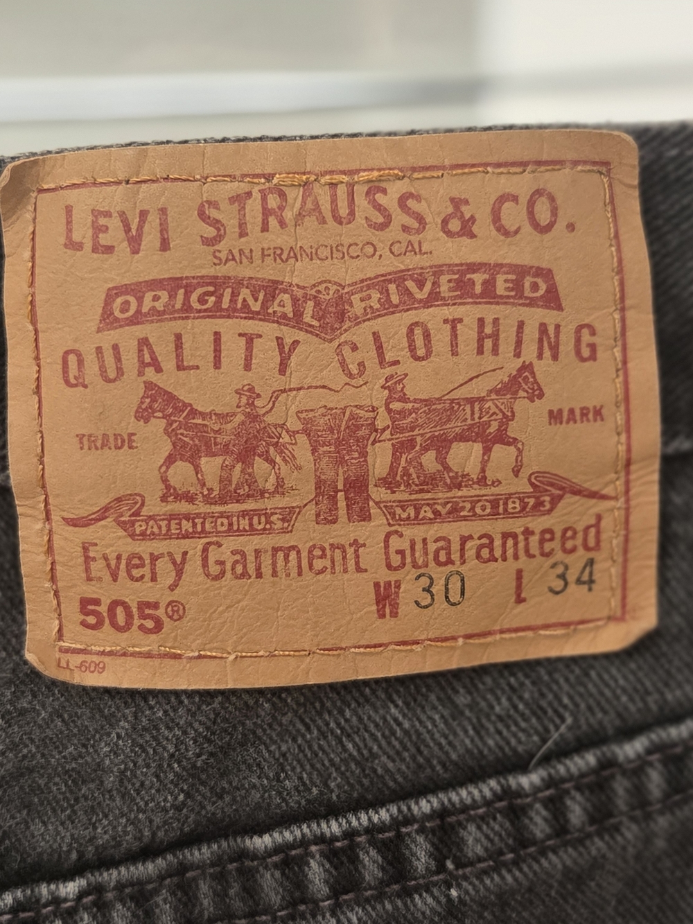 Levi's 505 Mens Made In USA Straight Leg Fit Dark Wash Black Denim Jeans 30x34